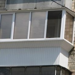 остекление балкона с выносом косынкой