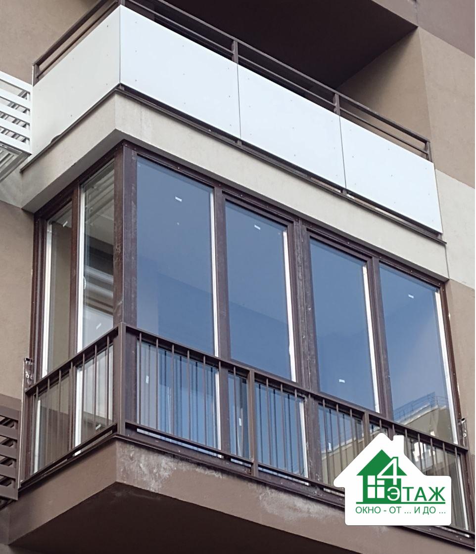 Скління балкону ламінованими вікнами у Києві